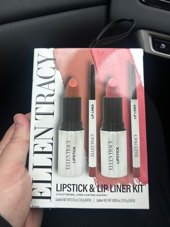 Ellen Tracy Other - Ellen Tracy Lipstick & Lip Liner Set — Nude Brown and Soft Pink